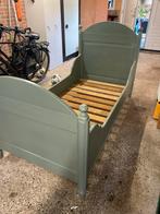 Vintage Kinderbed met Matras (Zo Goed Als Nieuw), Ophalen, Overige maten, Hout, 100 cm