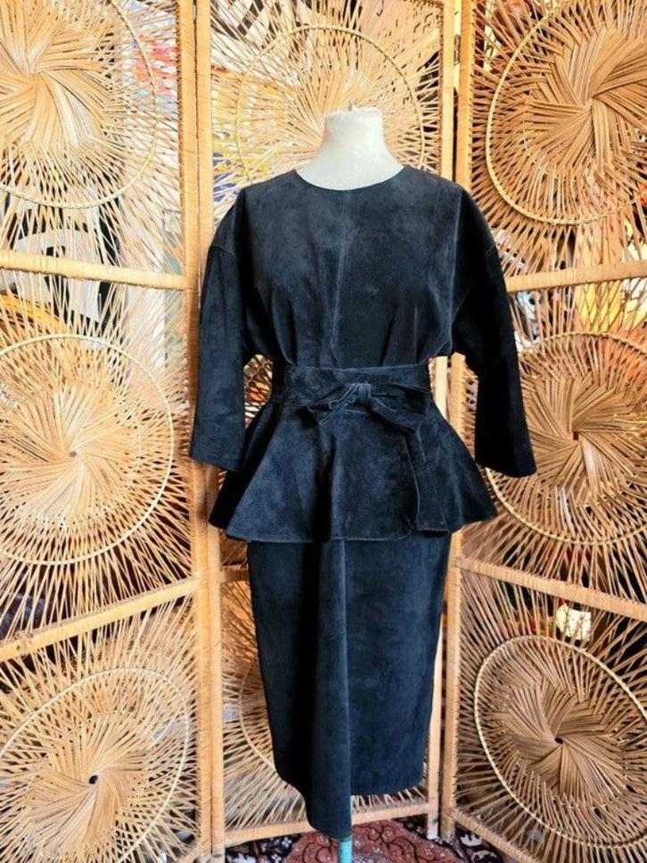 YatvaVintage: YV6520: Vintage 80's Peplum Dress, Kleding | Dames, Jurken, Gedragen, Maat 38/40 (M), Zwart, Onder de knie, Ophalen of Verzenden