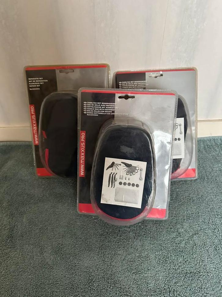 Nieuw! Maxxus fietsreparatieset zadeltas reparatieset 3x, Fietsen en Brommers, Fietsaccessoires | Fietsgereedschap, Nieuw, Gereedschapsset