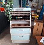 Vintage Mölnlycke naaigaren kast, Antiek en Kunst, Ophalen