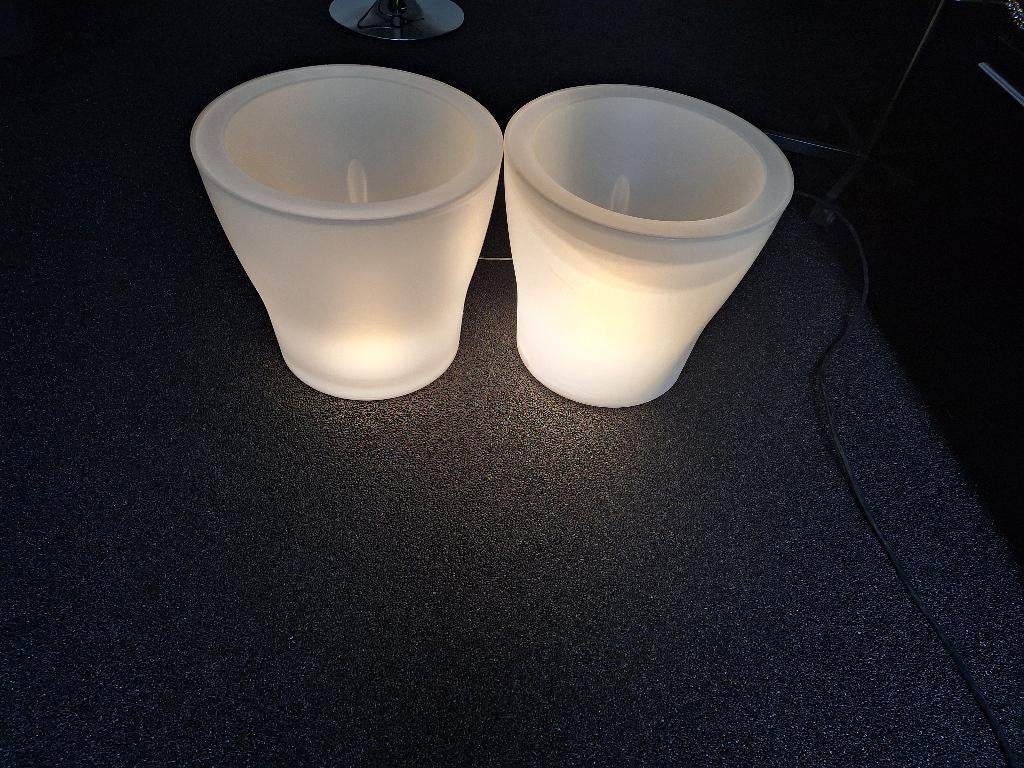 Bloempot met verlichting wit kunsstof, Kunststof, Rond, Binnen, Ophalen of Verzenden