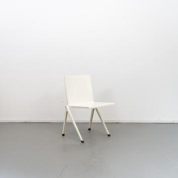 6 Gispen Rietveld Modial stoelen Wit beschikbaar voor biedingen