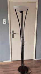 Staande vloerlamp, Huis en Inrichting, Lampen | Vloerlampen, Ophalen, Zo goed als nieuw, 150 tot 200 cm