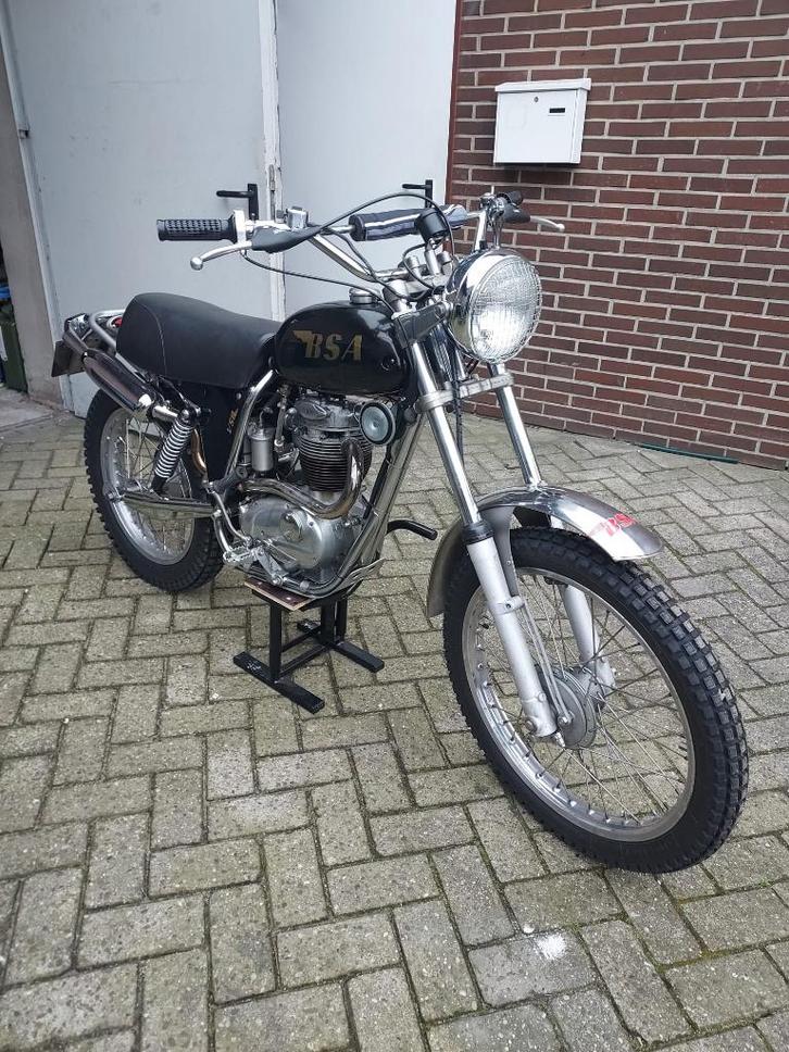 BSA B 40 ENDURO B 44 EN B 50 CROSS., Motoren, Motoren | Oldtimers, Enduro, 12 t/m 35 kW, 1 cilinder, Ophalen of Verzenden