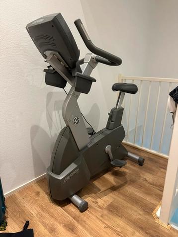Life Fitness Hometrainer beschikbaar voor biedingen