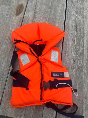 Besto Reddingsvest Kind Maat 3 beschikbaar voor biedingen