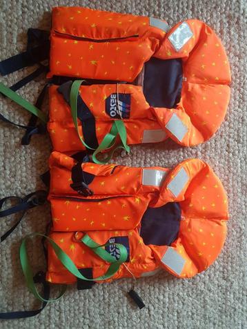 2 x Kinder reddingvest Besto Survival 150N voor 20-30 kg,   