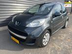 Peugeot 107 1.0-12V XS 2E EIGENAAR CARPLAY APK t/m 22-09-26!, Voorwielaandrijving, Stof, Gebruikt, 4 stoelen