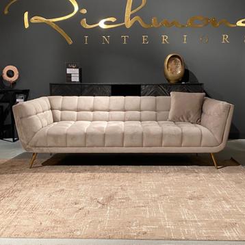 Richmond Interiors Huxley Bank beschikbaar voor biedingen