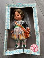 Originele vintage / antieke pop in Spaanse klederdracht, Ophalen of Verzenden, Nieuw, Pop