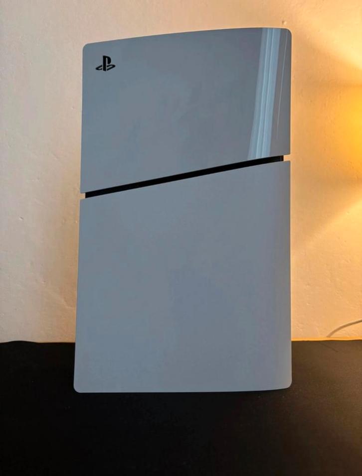 Playstation 5 slim digital 1TB, Spelcomputers en Games, Spelcomputers | Sony PlayStation 5, Zo goed als nieuw, Playstation 5 Digital