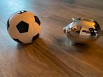 Spaarpot 2, voetbal en varken, Ophalen, Zo goed als nieuw, Steen, Aardewerk of Keramiek, Dier