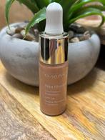 Clarins Skin Illusion Foundation 113 Chestnut Tester, Ophalen of Verzenden, Zo goed als nieuw, Beige, Gehele gezicht