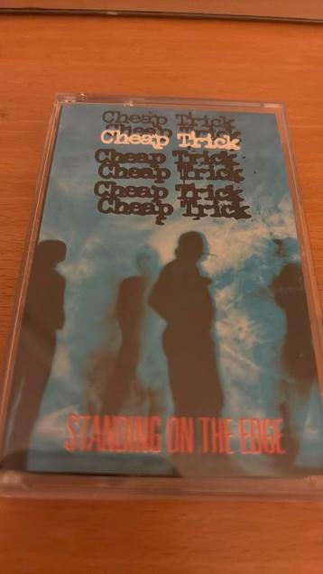 Cheap Trick muziek cassette Standing on the edge TOPPER beschikbaar voor biedingen