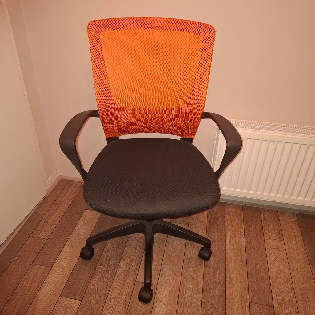 ZGAN Bureaustoel - Zwart/Oranje - In hoogte verstelbaar, Ophalen, Zwart, Zo goed als nieuw, Bureaustoel