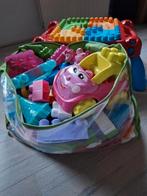 Megabloks speeltafel met heel veel megabloks., Ophalen, Zo goed als nieuw, Megabloks
