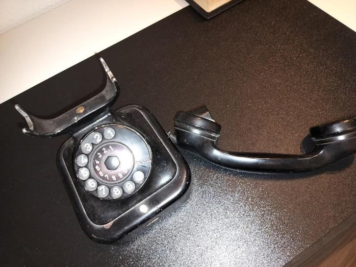 Telefoon bakeliet zwart met draaischijf nostalgie vintage, Telecommunicatie, Vaste telefoons | Niet Draadloos, Niet werkend, Bakeliet
