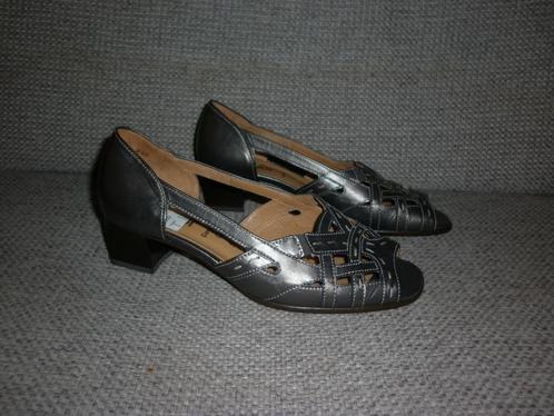 open pumps maat 38 merk: Gabor, Kleding | Dames, Schoenen, Zo goed als nieuw, Overige typen, Grijs, Ophalen of Verzenden