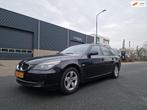 BMW 5-serie Touring 520i Executive AUT NAVI PSENSOR 2 X SLEU, Automaat, Achterwielaandrijving, 4 cilinders, Zwart