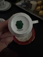 Vintage Kop en Schotel met 24 Karat Gold, Verzamelen, Porselein, Kristal en Bestek, Gebruikt, Kop en/of schotel, Verzilverd, Ophalen of Verzenden