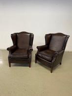 2 Engelse Oorfauteuils in rundleer, Huis en Inrichting, Fauteuils, Ophalen, Gebruikt, Engels / Klassiek / Oorfauteuil, 75 tot 100 cm