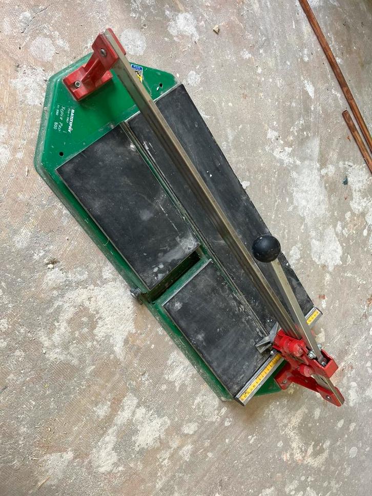 Battipav Super Pro 600 tegelsnijder, Doe-het-zelf en Verbouw, Gereedschap | Handgereedschap, Gebruikt, Ophalen