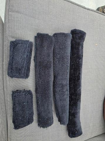 Bontjes set voor hoofdstel of graasmaskers  beschikbaar voor biedingen