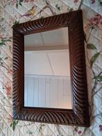 Grote houtsnijwerk spiegel.
Hele mooie eikenhouten lijst.
5, Ophalen