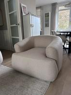 Westwing Fauteuil Lichtbeige - Zo Goed Als Nieuw, Huis en Inrichting, Fauteuils, Ophalen, Minder dan 75 cm, Zo goed als nieuw