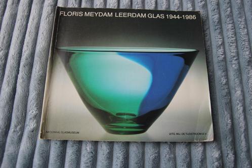 Floris meydam leerdam glas 1944-1986, Boeken, Overige Boeken, Gelezen, Ophalen of Verzenden