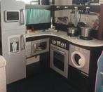 Keukentje met wasmachine, ijstkast, magnetron en oven, Kinderen en Baby's, Speelgoed | Speelkeukens, Ophalen, Gebruikt, Hout