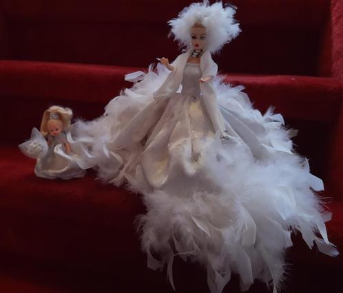 Barbie ooak (one of a kind) zarina met bruidsmeisje, Verzamelen, Poppen, Zo goed als nieuw, Pop, Ophalen of Verzenden