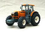 Universal Hobbies 2203 Renault Atles 936RZ traktor 1/32., Hobby en Vrije tijd, Modelauto's | 1:32, Ophalen of Verzenden, Gebruikt
