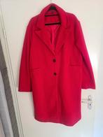 2x Winter jas te koop Rode maat M en Zwarte maat 48, Kleding | Dames, Jassen | Winter, Ophalen of Verzenden, Zo goed als nieuw