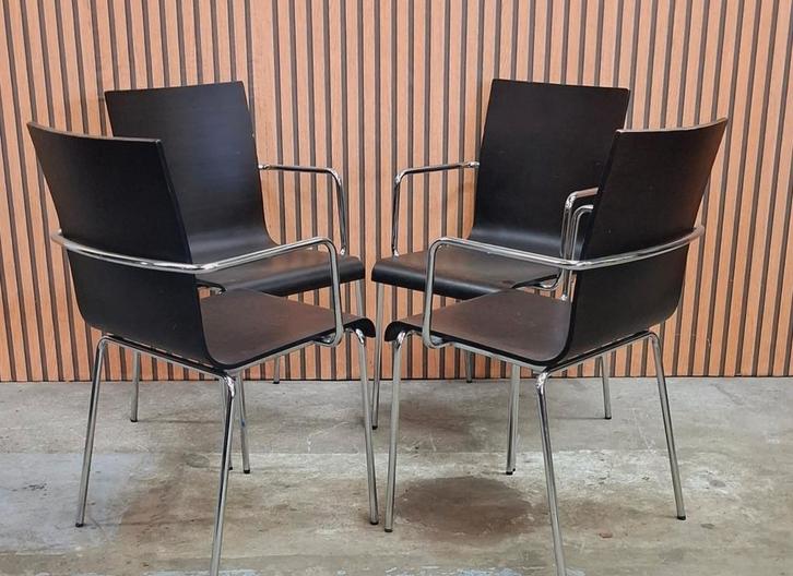 Nog 2 x Pedrali Kuadra stoelen hout vergaderstoelen design, Huis en Inrichting, Stoelen, Zo goed als nieuw, Vijf, Zes of meer stoelen