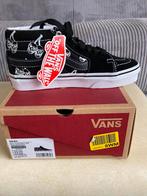 Vans Sk8 Mid New Varsity Maat 34,5, Ophalen, Nieuw, Jongen of Meisje, Schoenen
