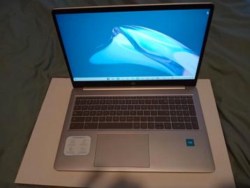 Mooie nette hp 15 chromebook te koop, 15,6 inch beeldscherm  beschikbaar voor biedingen