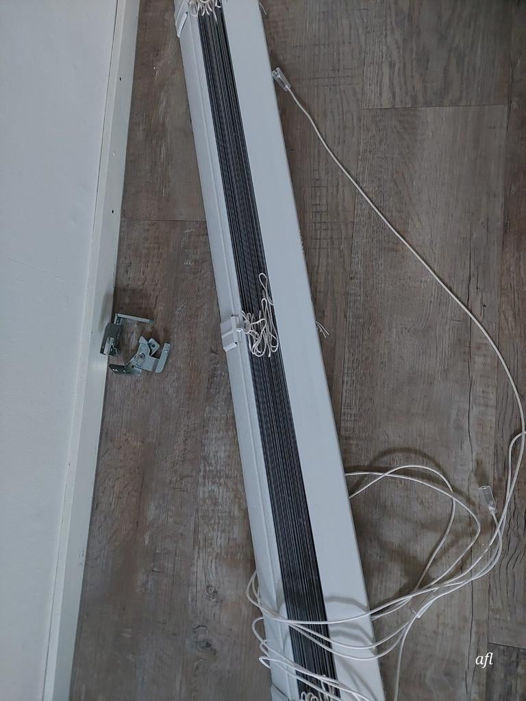 Lucaflex jaloezie 137x140 cm - Aluminium - Rechterbediening, Ophalen of Verzenden