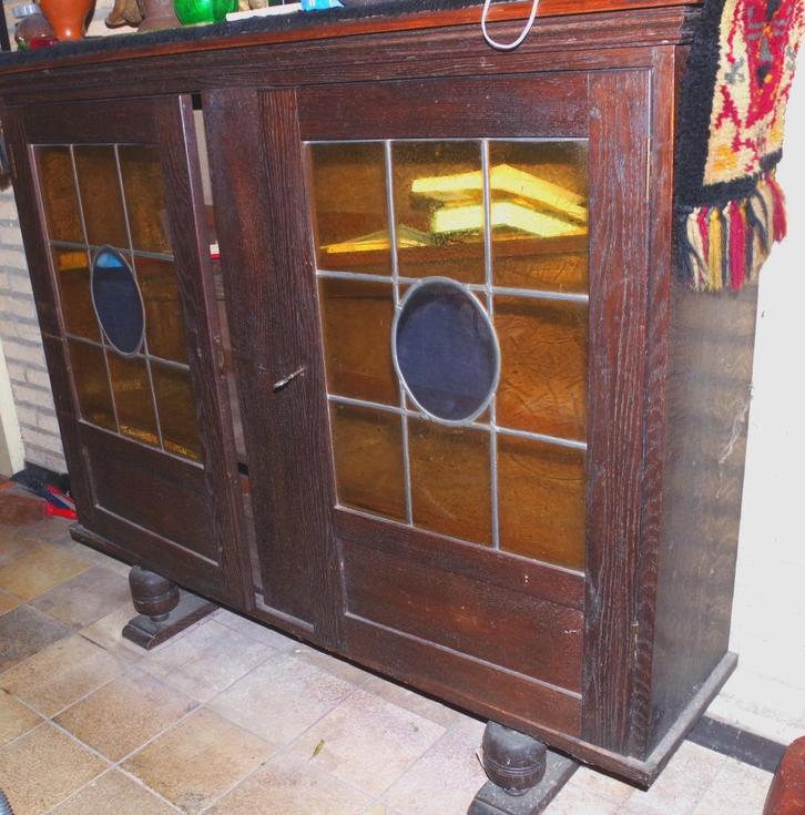antieke kast met glas-in-lood raampjes, Antiek en Kunst, Antiek | Meubels | Kasten, Ophalen