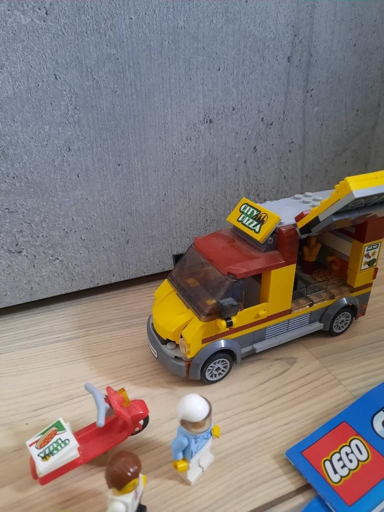 lego pizza wagen 60150, Ophalen of Verzenden, Zo goed als nieuw, Complete set, Lego