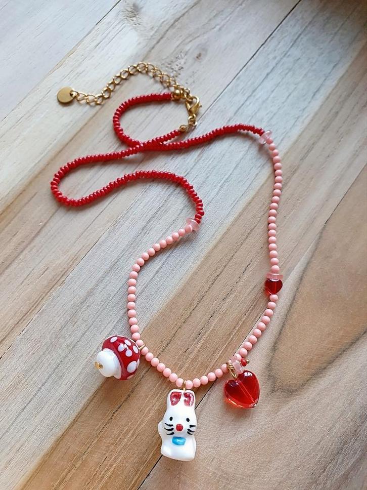 Mooie handgemaakte ketting met Konijntje bedel, Sieraden, Tassen en Uiterlijk, Kettingen, Nieuw, Overige materialen, Roze, Met hanger