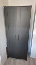 Zwarte Brimnes kledingkast met dubbele deuren, Huis en Inrichting, Kasten | Roldeurkasten en Archiefkasten, Meerdere deuren, Zo goed als nieuw