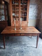 Antieke Eettafel van 150 cm., Ophalen