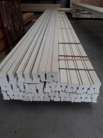 Kozijnhout geprofileerd 110 x 66mm beschikbaar voor biedingen