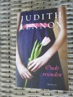 Judith Lennox  / Oude vrienden, Boeken, Ophalen of Verzenden, Gelezen, Judith Lennox, Nederland