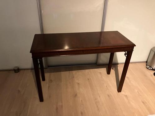 Mooie ‘Heldense' mahoniehouten side table, Huis en Inrichting, Tafels | Sidetables, Gebruikt, 25 tot 50 cm, 100 tot 150 cm, Rechthoekig