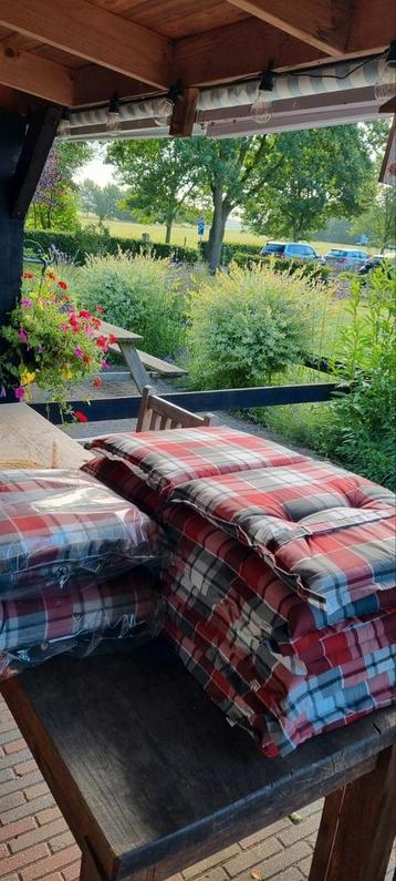Tuinstoelkussens 10 x nieuw beschikbaar voor biedingen