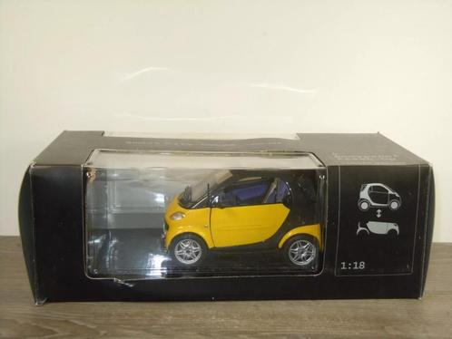 Smart - Maisto 1:18, Hobby en Vrije tijd, Modelauto's | 1:18, Zo goed als nieuw, Auto, Maisto, Verzenden