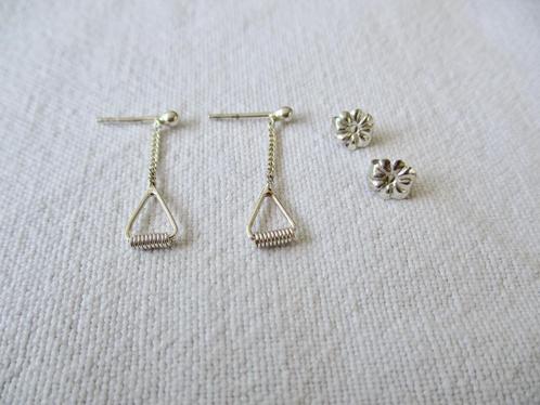 Zilveren hang oorbelletjes fantasie vorm driehoek 925 zilver, Sieraden, Tassen en Uiterlijk, Oorbellen, Zo goed als nieuw, Knopjes of Stekers