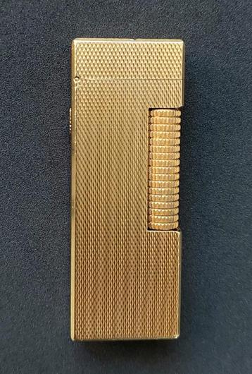 Dit is een stijlvolle vergulde Dunhill rollagas aansteker Sw beschikbaar voor biedingen